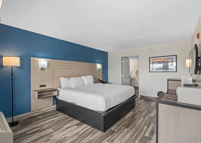Baymont By Wyndham Orlando Downtown Hotel